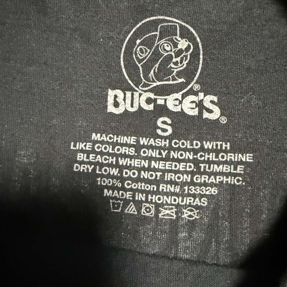 Buc-ee's DJ Beaver Graffiti Graphic Print Black T-Shirt Size S - Picture 5 of 5